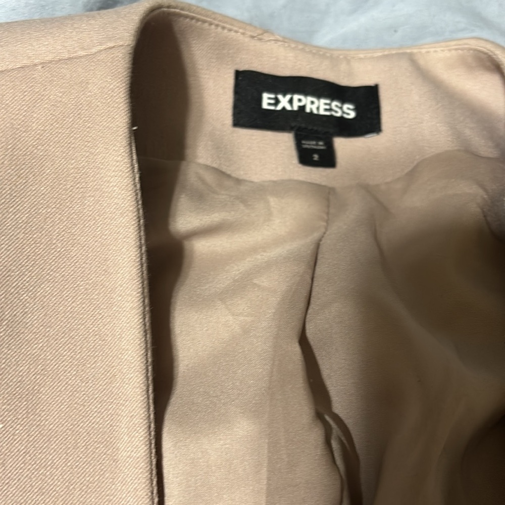 Express Blazer - Picture 2 of 4